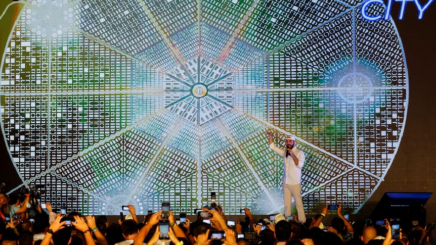 هجوم میلیونرها به سمت السالوادور